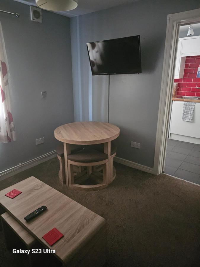 A Home From Home 3 Plymouth Bagian luar foto